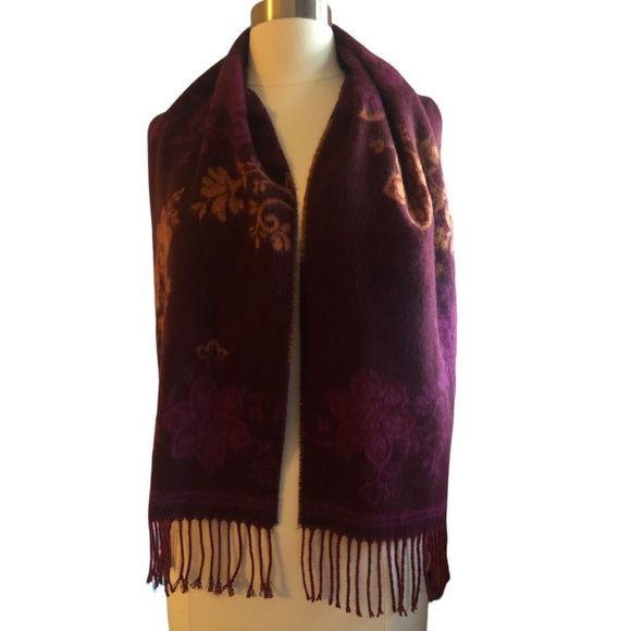 Croft & barrow floral pattern very soft acrylic material scarf 🧣 - Picture 1 of 4